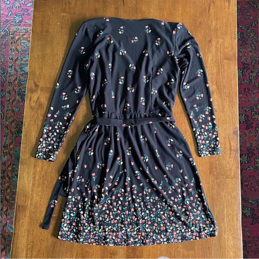 LOFT Petaled Wrap Dress - Size XXS Petite - Picture 4 of 6